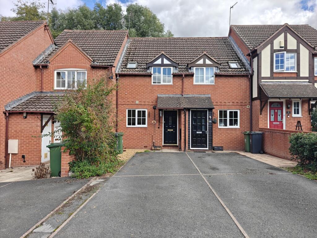 2 bed Mid Terraced House for rent in Worcester. From Shelton & Lines - Worcester
