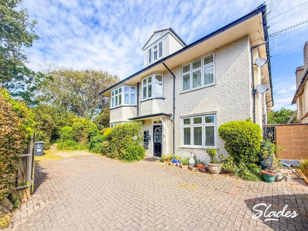 1 bed 1st Floor Flat for rent in Bournemouth. From Slades Estate Agents - Southbourne