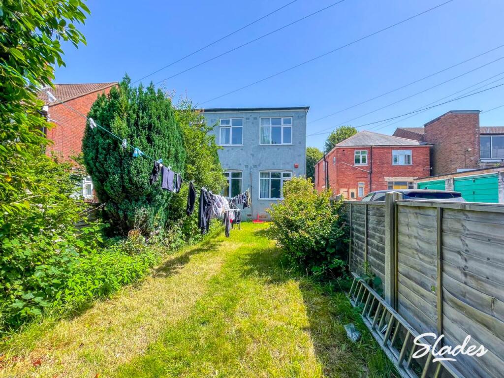 2 bed Apartment for rent in Hurn. From Slades Estate Agents - Southbourne