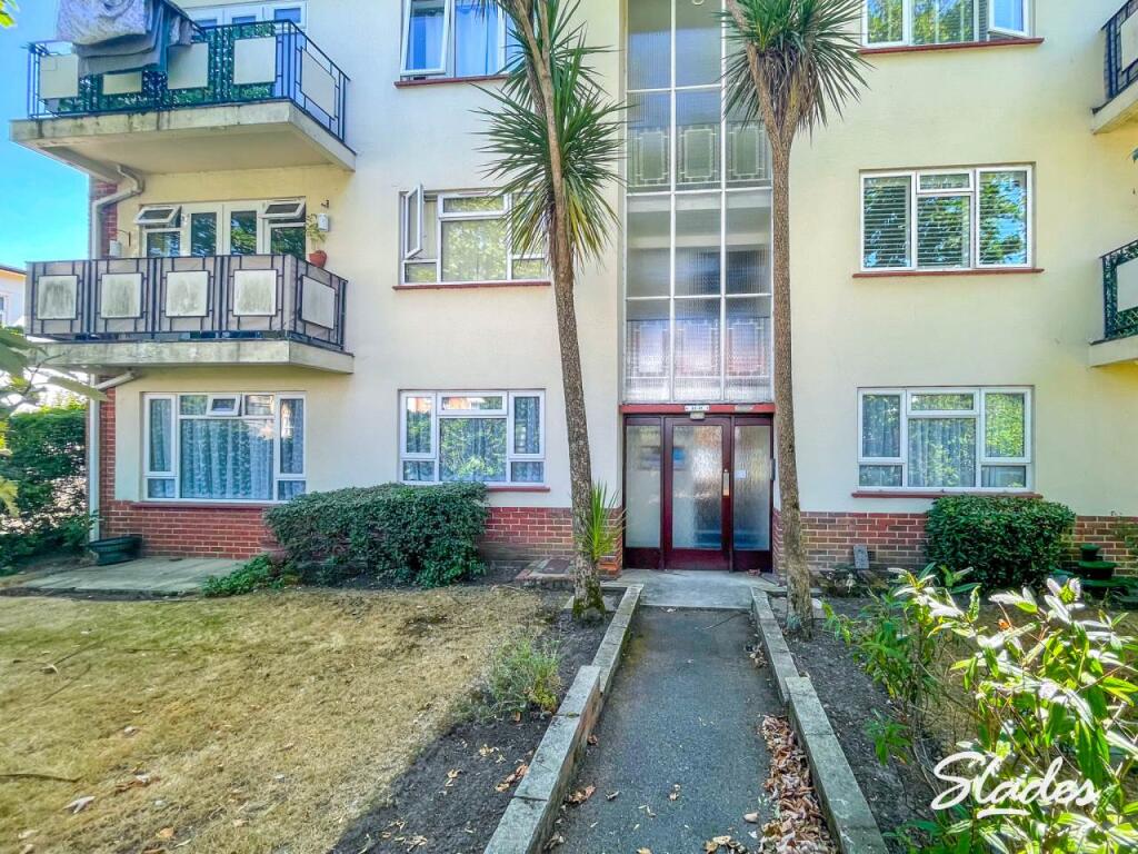 2 bed Apartment for rent in Winkton. From Slades Estate Agents - Southbourne