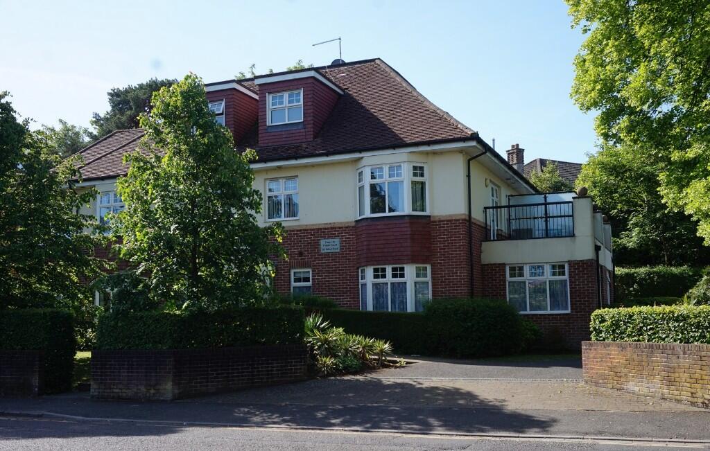 1 bed 1st Floor Flat for rent in Bournemouth. From Southcoast Property (Dorset & Hampshire) Ltd - Westbourne 1 bed 1st Floor Flat for rent in Bournemouth. From Southcoast Property (Dorset & Hampshire) Ltd - Westbourne