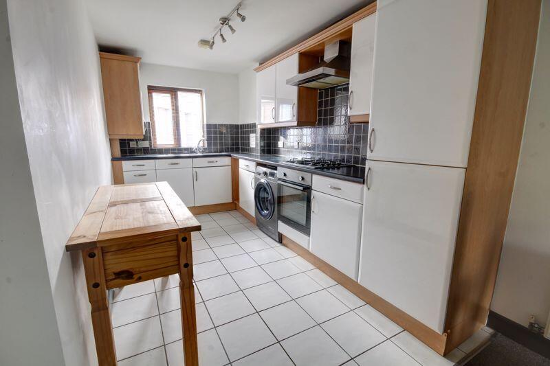 2 bed 1st Floor Flat for rent in Exeter. From Southgate Estates - Exeter