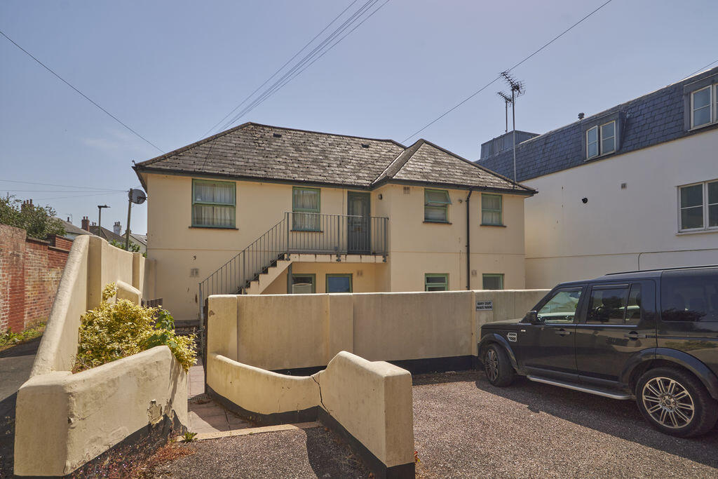 1 bed 1st Floor Flat for rent in Exeter. From Southgate Estates - Exeter