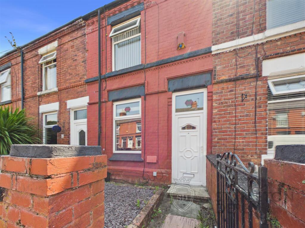 2 bed Mid Terraced House for rent in Prescot. From Stapleton Derby - St Helens