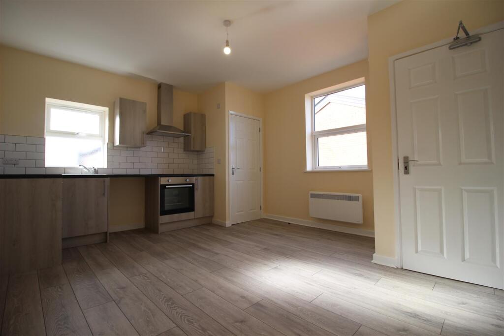 1 bed 1st Floor Flat for rent in St Helens. From Stapleton Derby - St Helens 1 bed 1st Floor Flat for rent in St Helens. From Stapleton Derby - St Helens