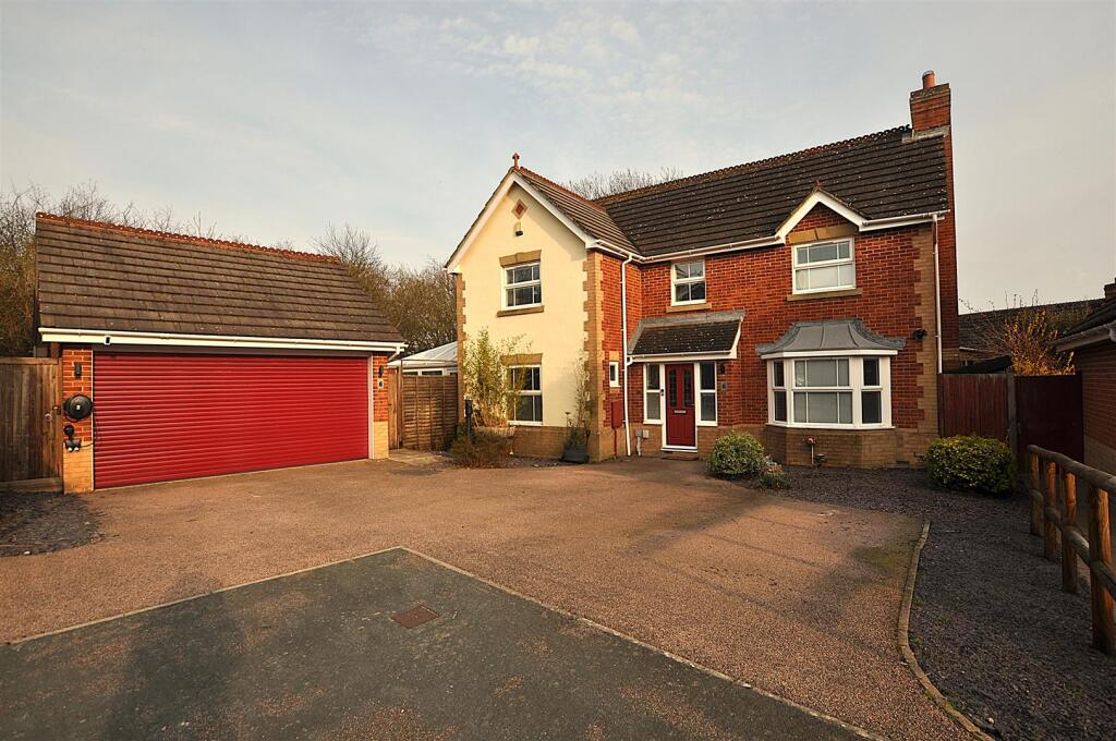 4 bed Detached for rent in Pevensey. From Stevens & Carter - Hailsham 4 bed Detached for rent in Pevensey. From Stevens & Carter - Hailsham