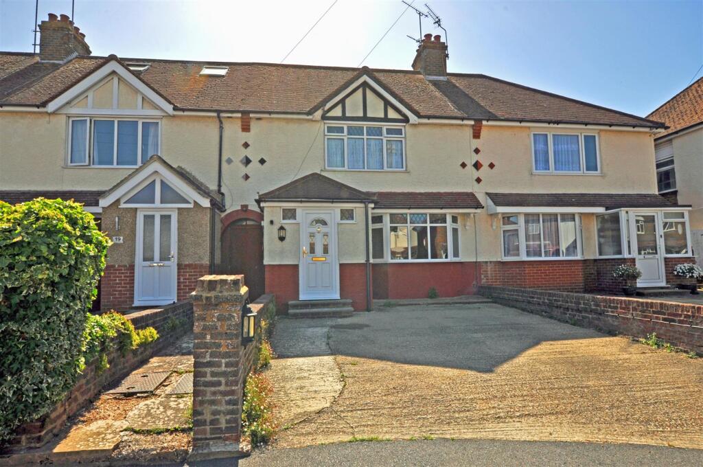 3 bed Mid Terraced House for rent in Crumbles. From Stevens & Carter - Hailsham 3 bed Mid Terraced House for rent in Crumbles. From Stevens & Carter - Hailsham