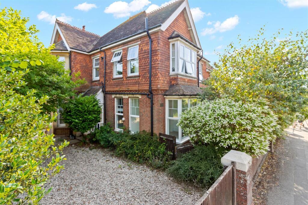 1 bed 1st Floor Flat for rent in Hailsham. From Stevens & Carter - Hailsham 1 bed 1st Floor Flat for rent in Hailsham. From Stevens & Carter - Hailsham
