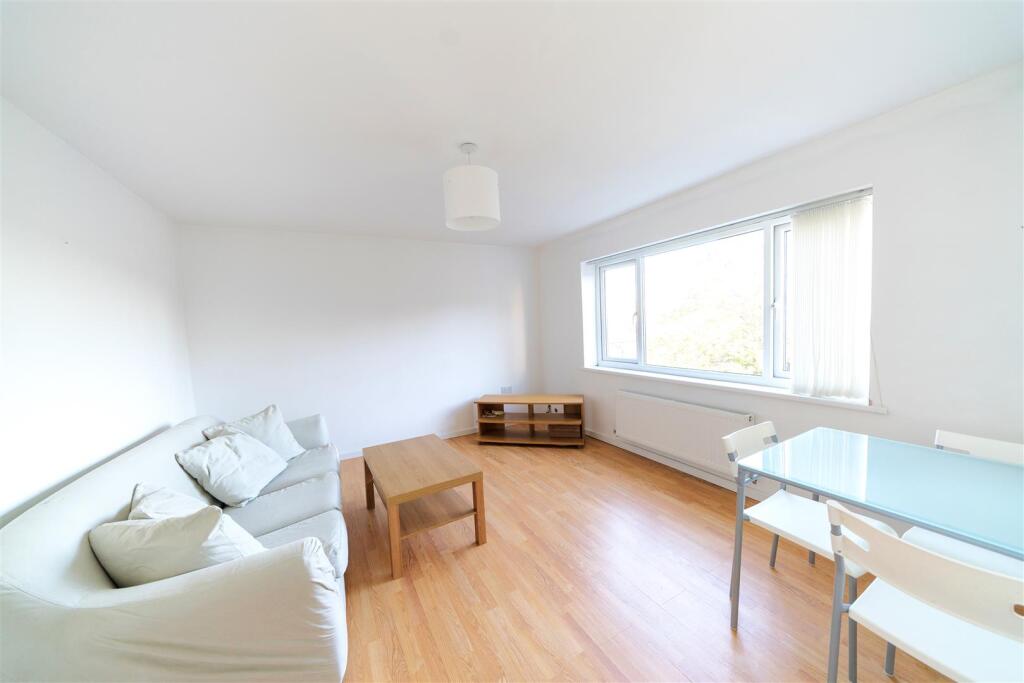 3 bed 1st Floor Flat for rent in Sheffield. From The Lettings Boutique - Sheffield