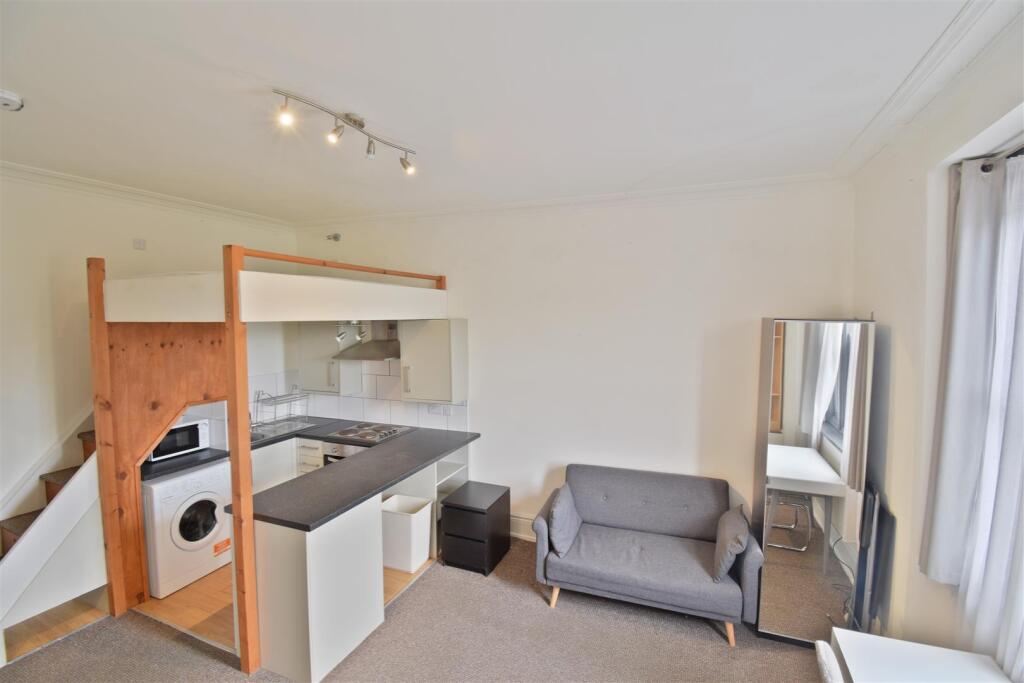 1 bed 1st Floor Flat for rent in Sheffield. From The Lettings Boutique - Sheffield 1 bed 1st Floor Flat for rent in Sheffield. From The Lettings Boutique - Sheffield
