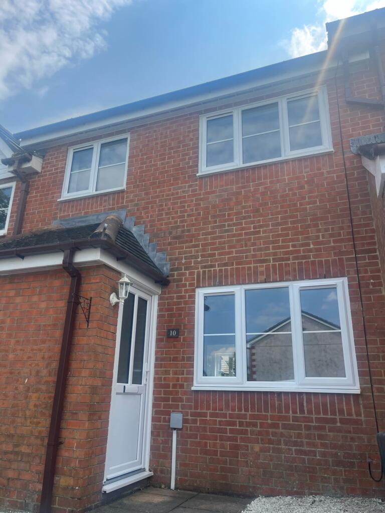 3 bed Mid Terraced House for rent in Liskeard. From The Property Shop - Bodmin 3 bed Mid Terraced House for rent in Liskeard. From The Property Shop - Bodmin