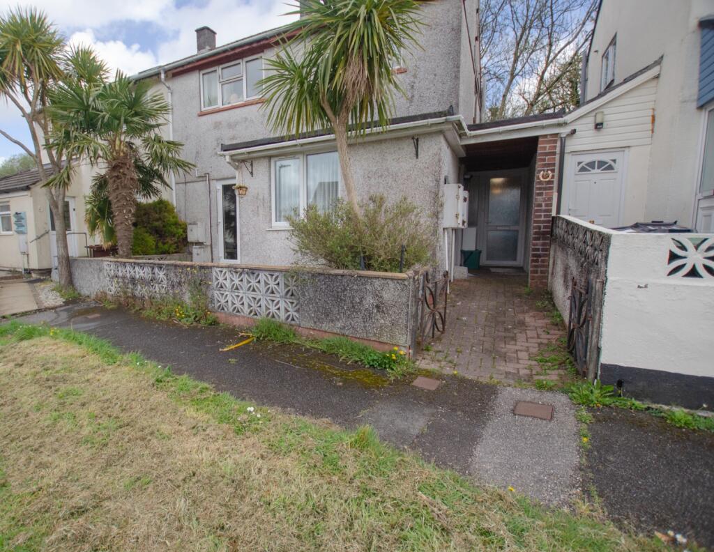 2 bed 1st Floor Flat for rent in Bodmin. From The Property Shop - Bodmin