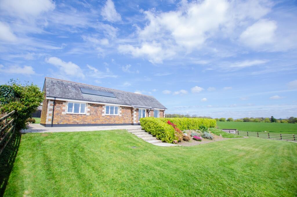 2 bed Semi-detached bungalow for rent in Lostwithiel. From The Property Shop - Bodmin