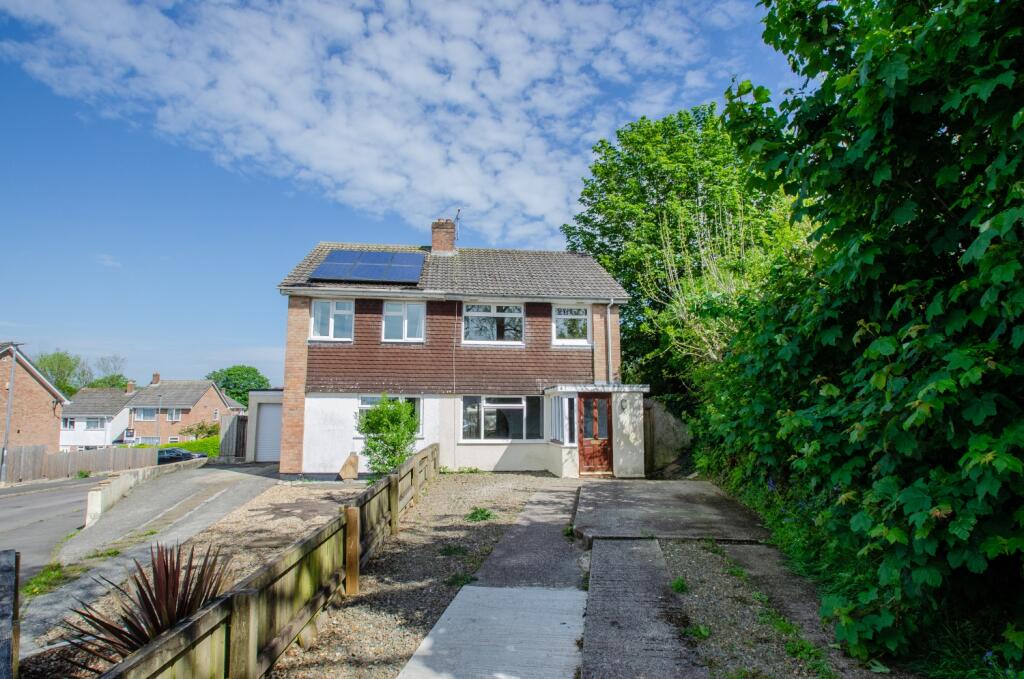 3 bed Semi Detached for rent in Bodmin. From The Property Shop - Bodmin