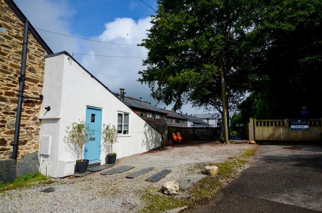 2 bed Semi Detached for rent in Lostwithiel. From The Property Shop - Bodmin 2 bed Semi Detached for rent in Lostwithiel. From The Property Shop - Bodmin