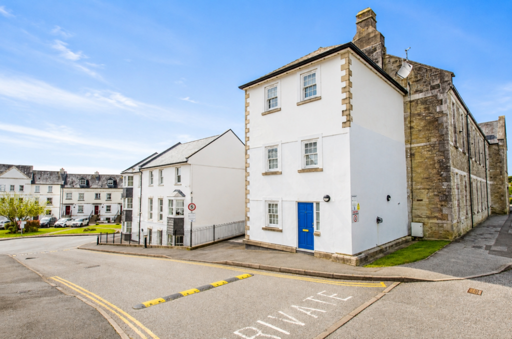 2 bed Detached for rent in Bodmin. From The Property Shop - Bodmin 2 bed Detached for rent in Bodmin. From The Property Shop - Bodmin