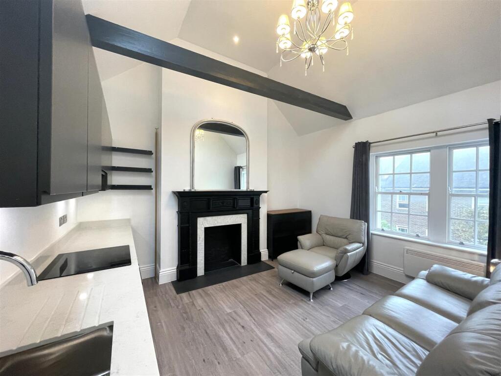 1 bed 1st Floor Flat for rent in Ovingdean. From The Property Shop - Brighton 1 bed 1st Floor Flat for rent in Ovingdean. From The Property Shop - Brighton