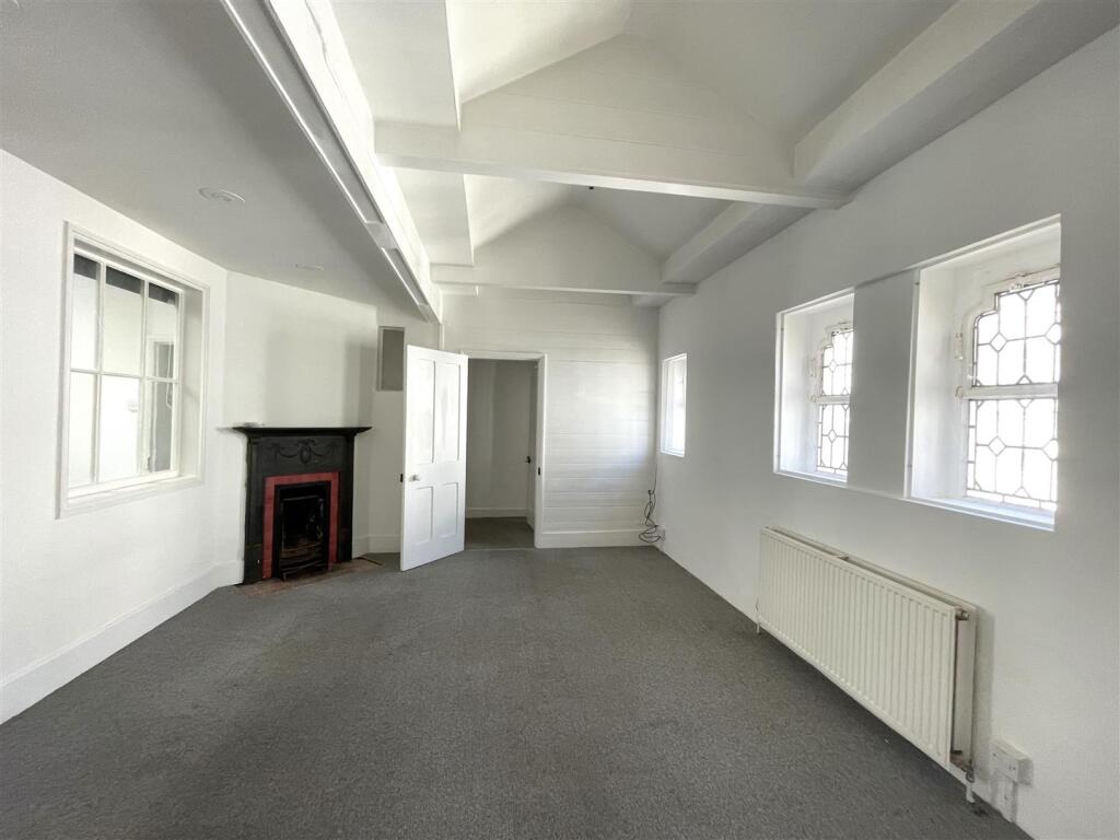 2 bed 1st Floor Flat for rent in Ovingdean. From The Property Shop - Brighton 2 bed 1st Floor Flat for rent in Ovingdean. From The Property Shop - Brighton