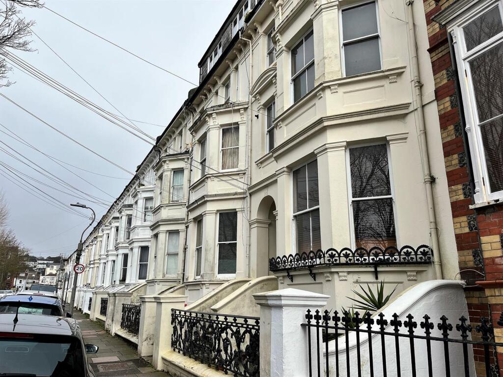 2 bed 1st Floor Flat for rent in Ovingdean. From The Property Shop - Brighton 2 bed 1st Floor Flat for rent in Ovingdean. From The Property Shop - Brighton