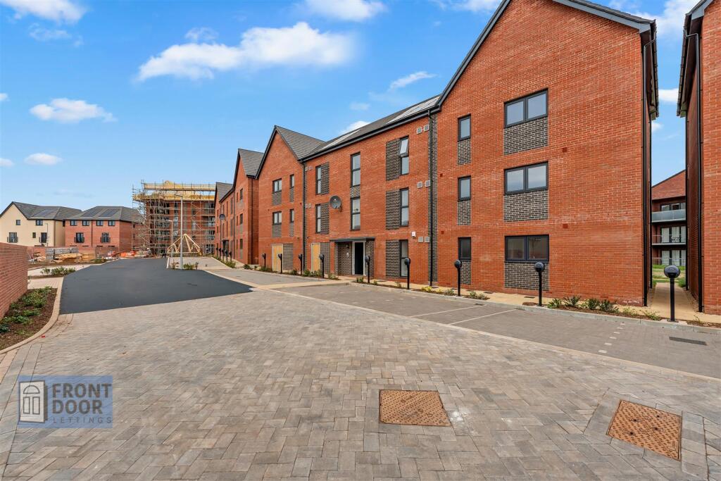 4 bed Detached for rent in Filton. From Front Door Lettings Ltd - Bristol 4 bed Detached for rent in Filton. From Front Door Lettings Ltd - Bristol