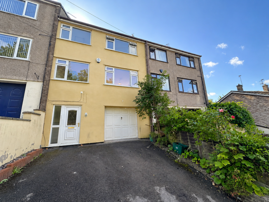 3 bed Mid Terraced House for rent in Bristol. From Front Door Lettings Ltd - Bristol 3 bed Mid Terraced House for rent in Bristol. From Front Door Lettings Ltd - Bristol
