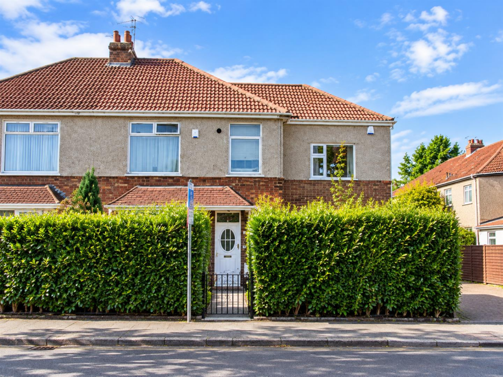 1 bed 1st Floor Flat for rent in Bristol. From Front Door Lettings Ltd - Bristol