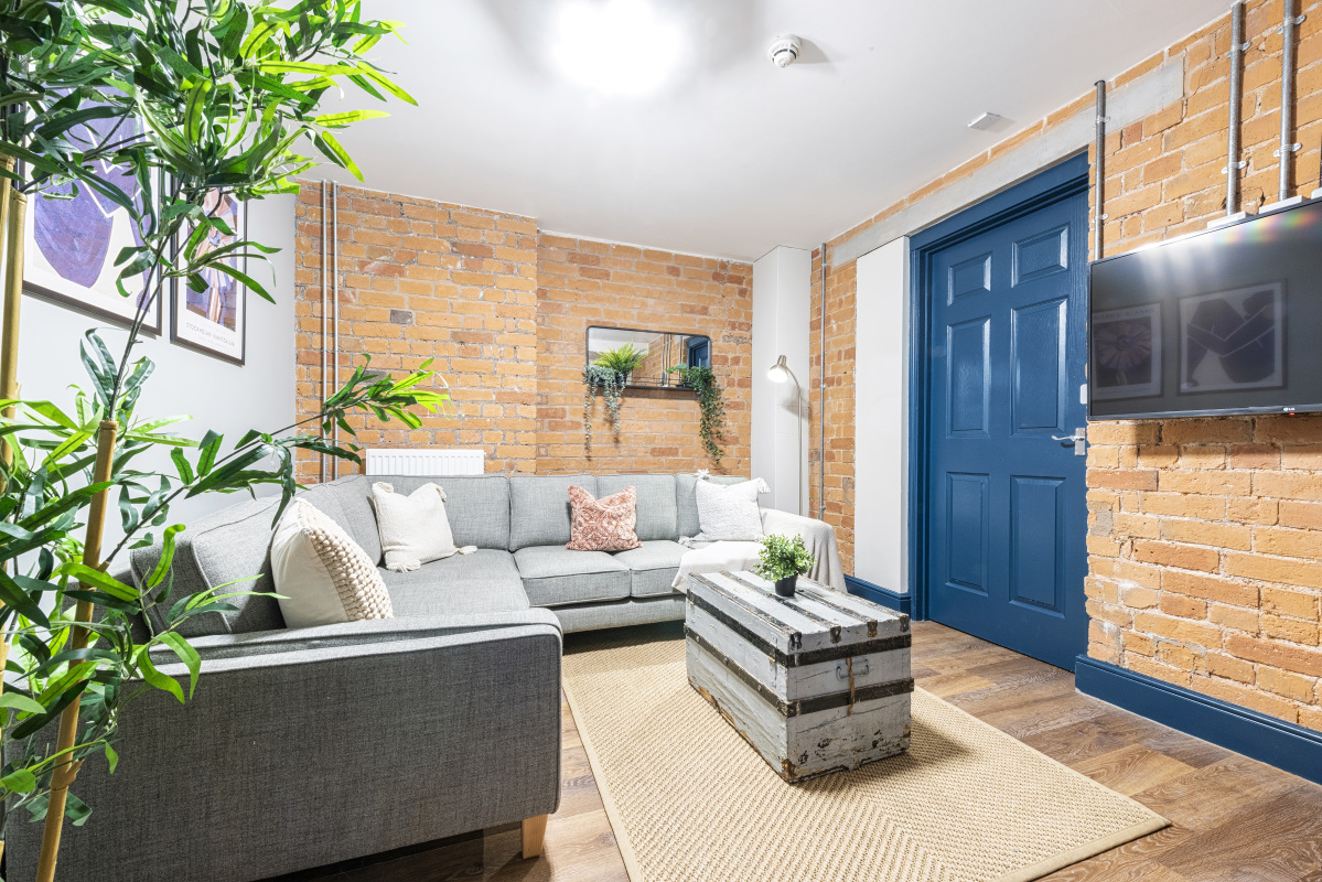 7 bed Not Specified for rent in Leicester. From Student Cribs