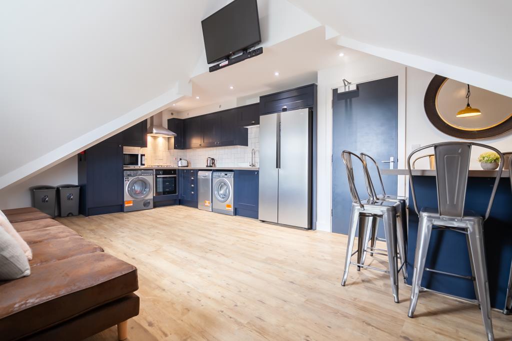 6 bed 1st Floor Flat for rent in Huddersfield. From Student Cribs