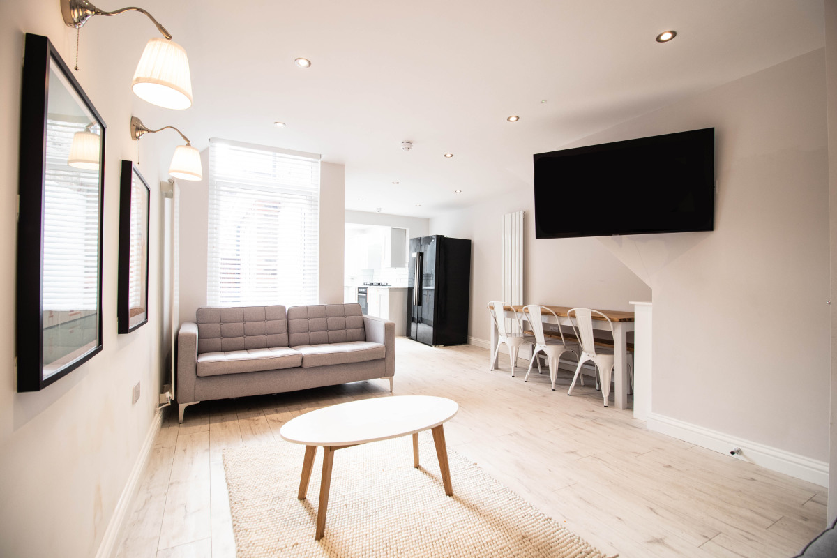 6 bed Not Specified for rent in Liverpool. From Student Cribs