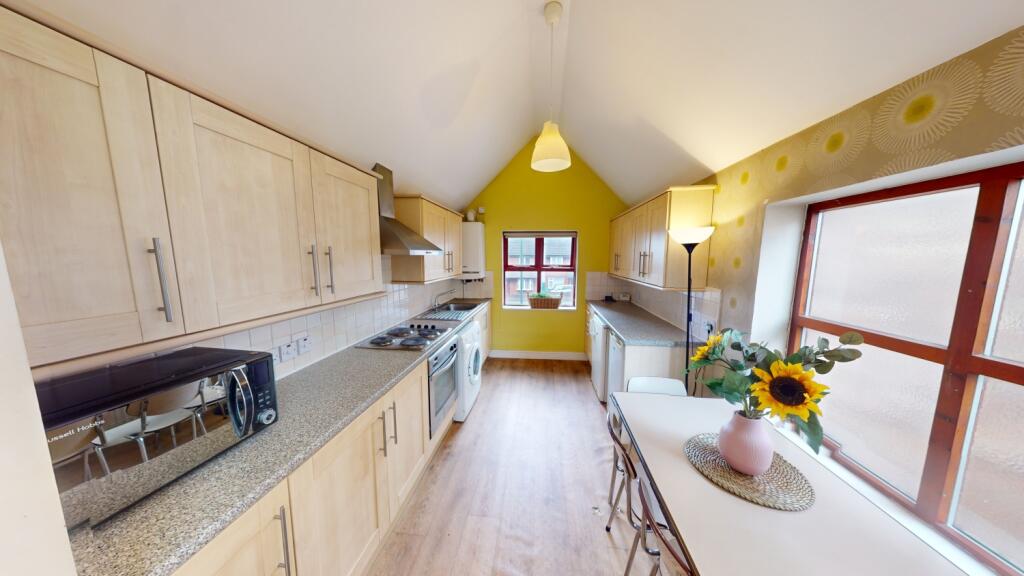 3 bed Detached for rent in Nottingham. From Oak Student Letts