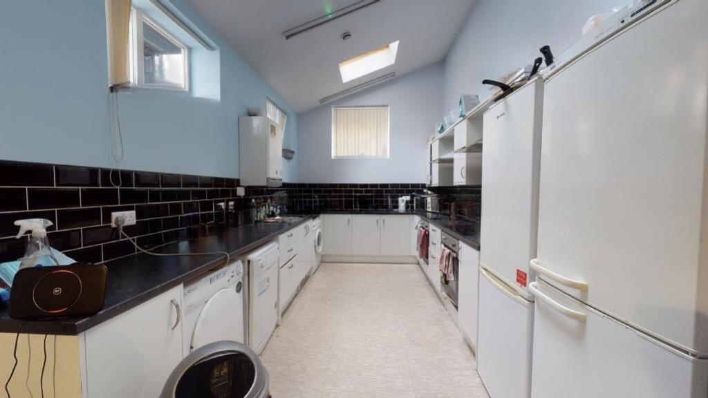 7 bed House (unspecified) for rent in Nottingham. From Oak Student Letts