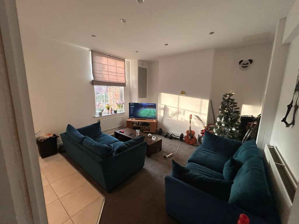 6 bed House (unspecified) for rent in Nottingham. From Oak Student Letts 6 bed House (unspecified) for rent in Nottingham. From Oak Student Letts