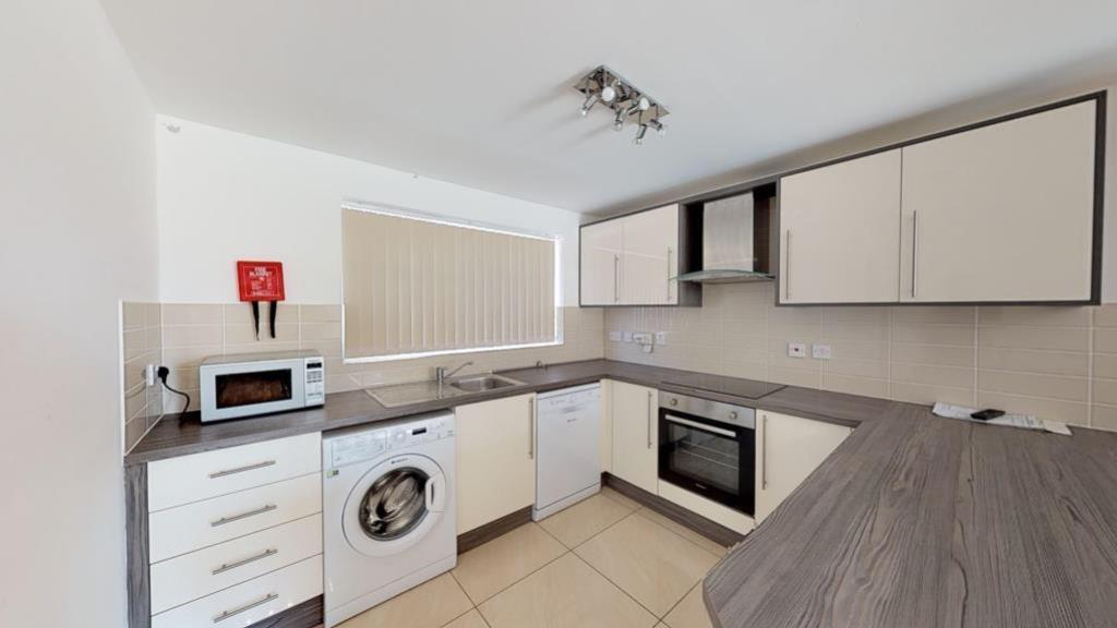 4 bed Town House for rent in Nottingham. From Oak Student Letts