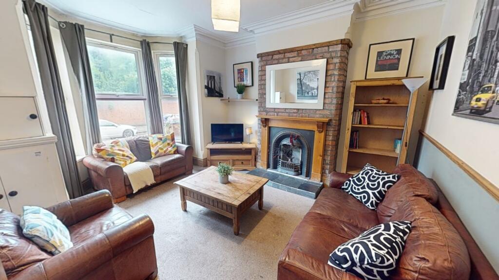 5 bed Mid Terraced House for rent in Nottingham. From Oak Student Letts 5 bed Mid Terraced House for rent in Nottingham. From Oak Student Letts