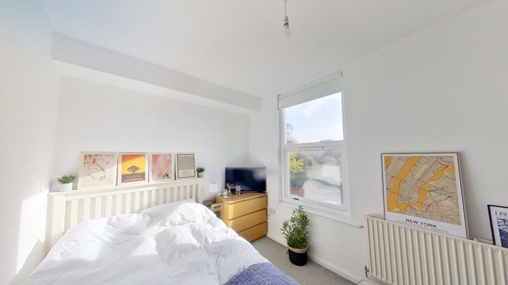5 bed Mid Terraced House for rent in Nottingham. From Oak Student Letts