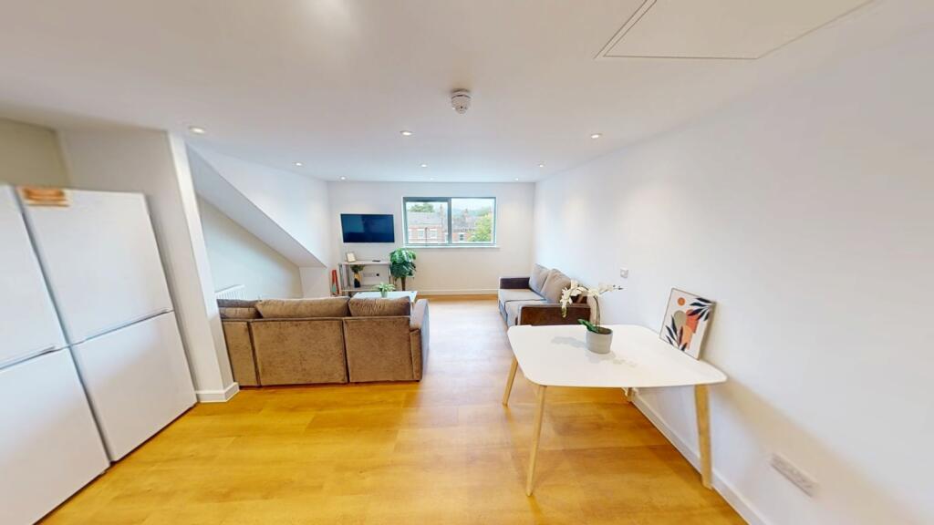 5 bed Apartment for rent in Nottingham. From Oak Student Letts