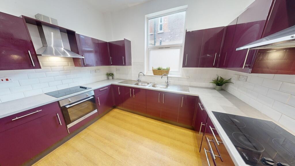 8 bed Semi Detached for rent in Nottingham. From Oak Student Letts 8 bed Semi Detached for rent in Nottingham. From Oak Student Letts