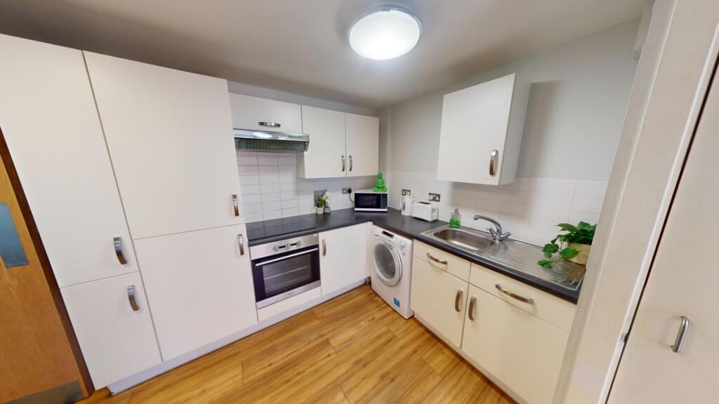 3 bed 1st Floor Flat for rent in Nottingham. From Oak Student Letts