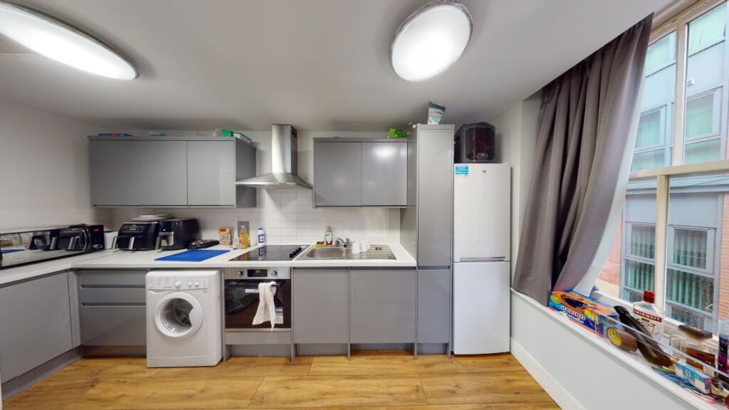 5 bed 1st Floor Flat for rent in Nottingham. From Oak Student Letts