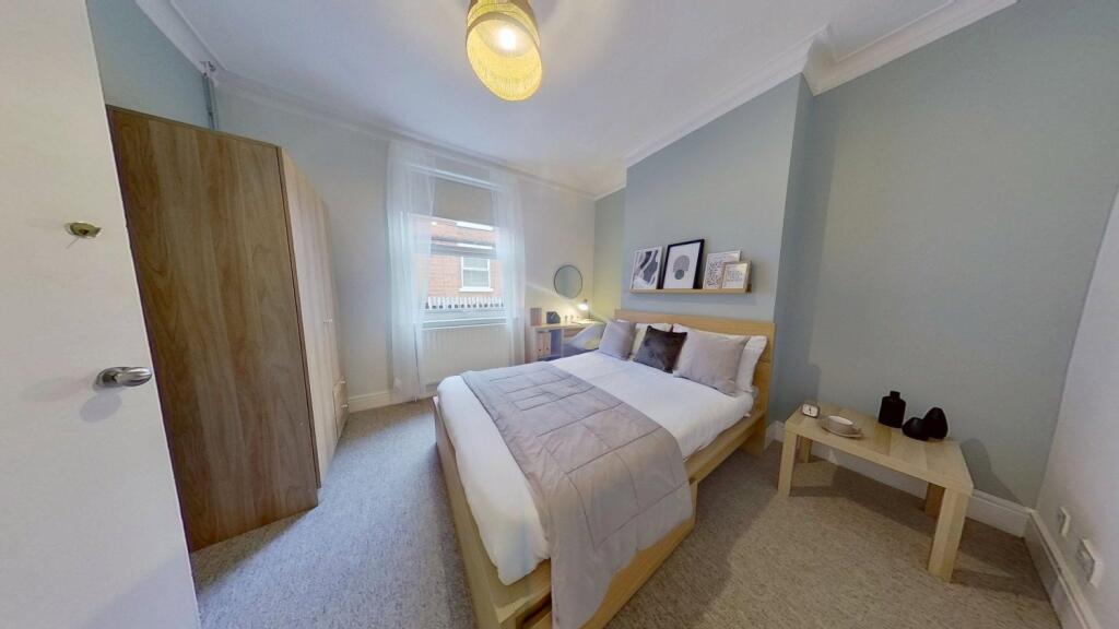4 bed Mid Terraced House for rent in Nottingham. From Oak Student Letts
