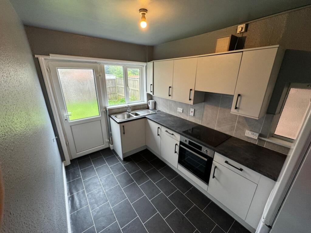4 bed Mid Terraced House for rent in Nottingham. From Oak Student Letts