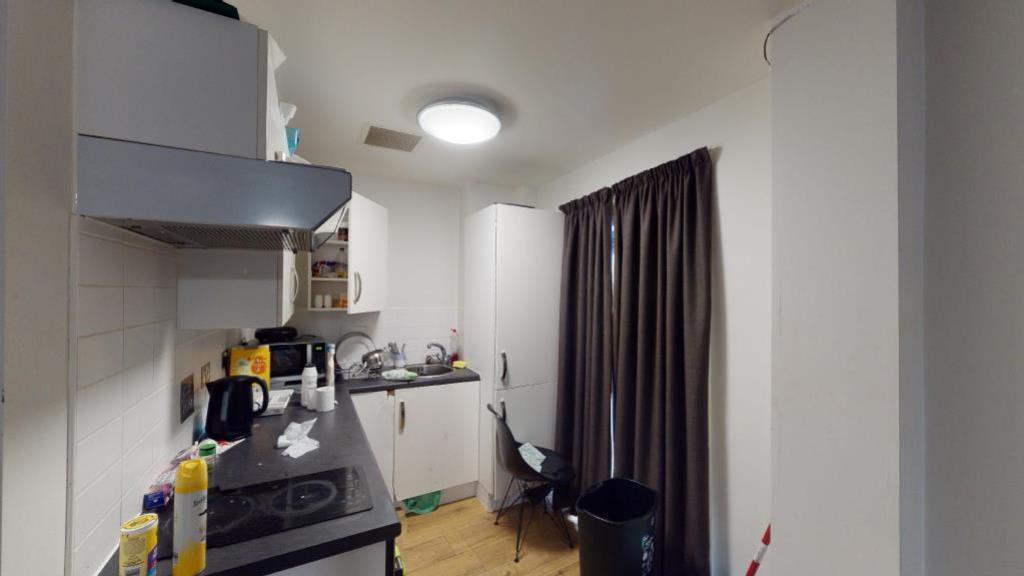4 bed Studio for rent in Nottingham. From Oak Student Letts