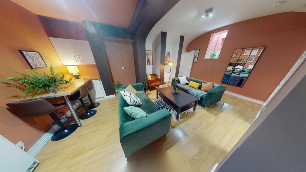 4 bed House (unspecified) for rent in Nottingham. From Oak Student Letts