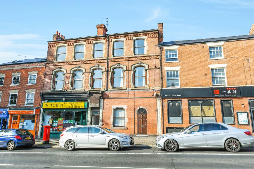 3 bed Mid Terraced House for rent in Nottingham. From Oak Student Letts