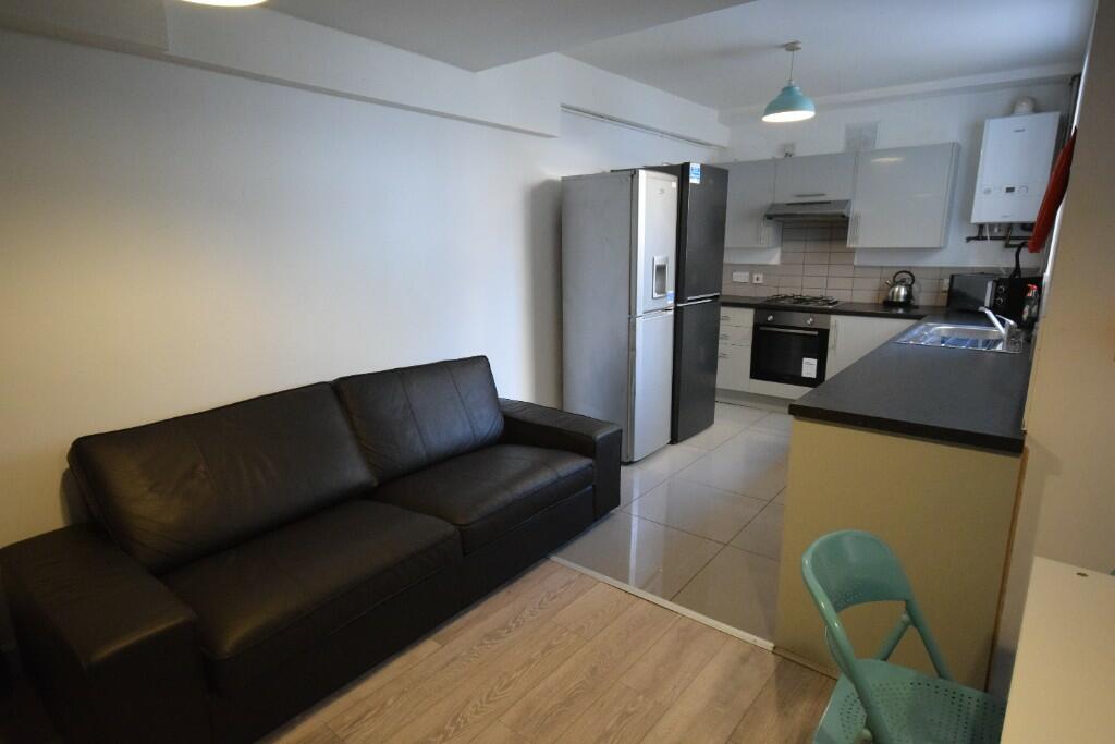 6 bed Mid Terraced House for rent in Liverpool. From Bric Living - Liverpool 6 bed Mid Terraced House for rent in Liverpool. From Bric Living - Liverpool