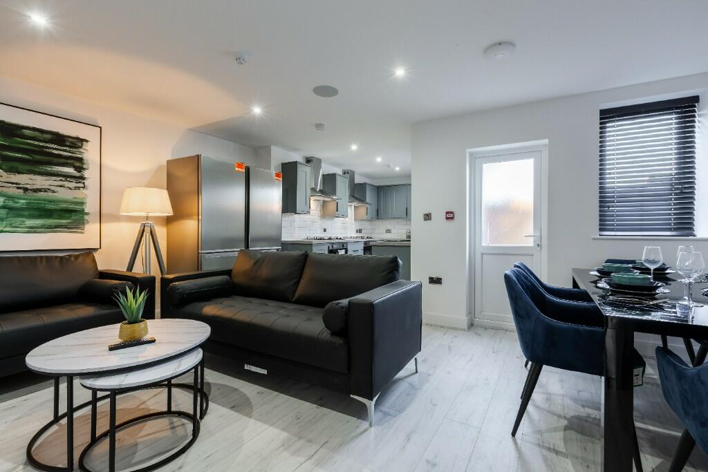 6 bed Mid Terraced House for rent in Liverpool. From Bric Living - Liverpool