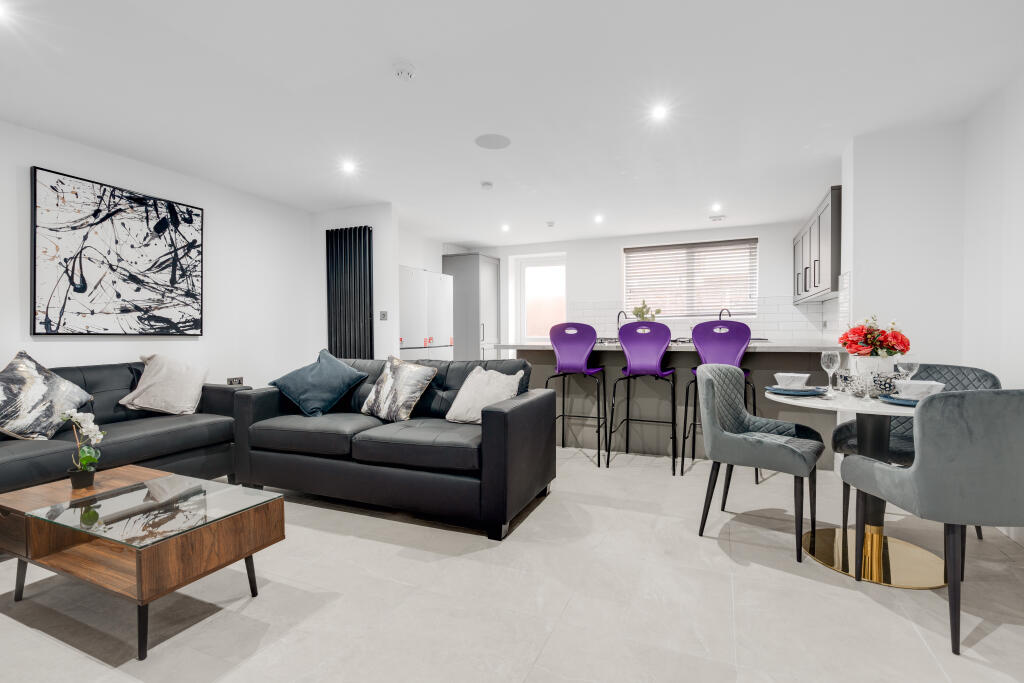 6 bed Mid Terraced House for rent in Liverpool. From Bric Living - Liverpool