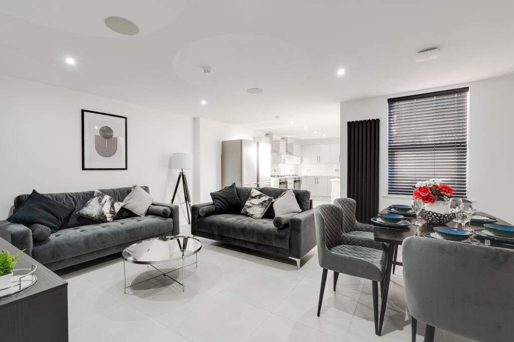 6 bed Mid Terraced House for rent in Liverpool. From Bric Living - Liverpool