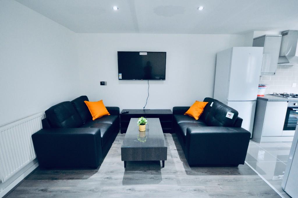4 bed Mid Terraced House for rent in Liverpool. From Bric Living - Liverpool 4 bed Mid Terraced House for rent in Liverpool. From Bric Living - Liverpool