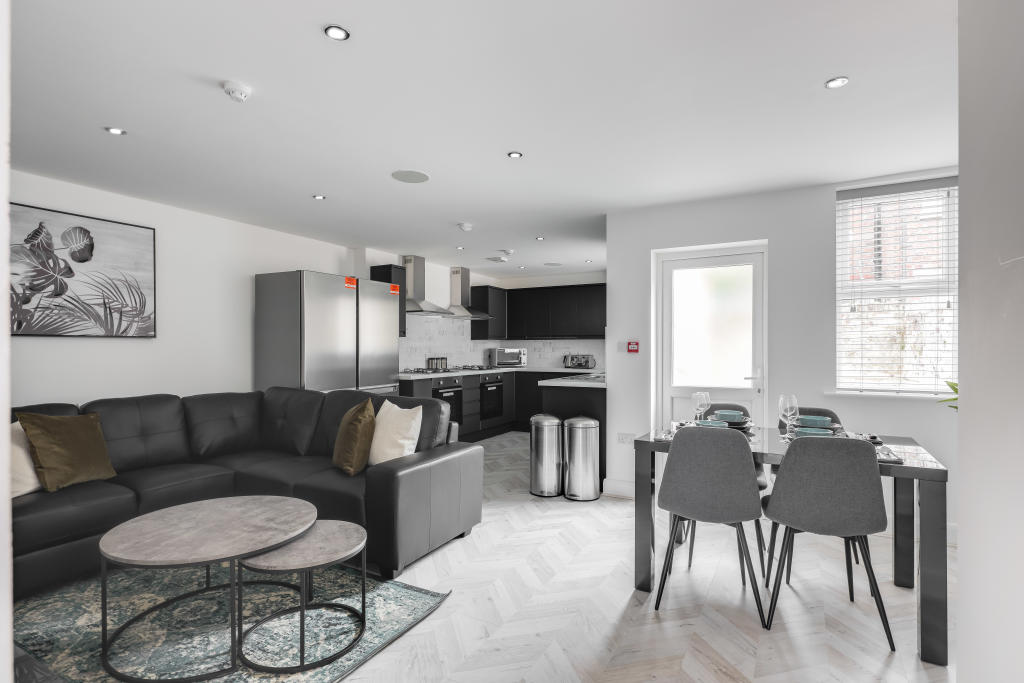 6 bed Mid Terraced House for rent in Liverpool. From Bric Living - Liverpool 6 bed Mid Terraced House for rent in Liverpool. From Bric Living - Liverpool